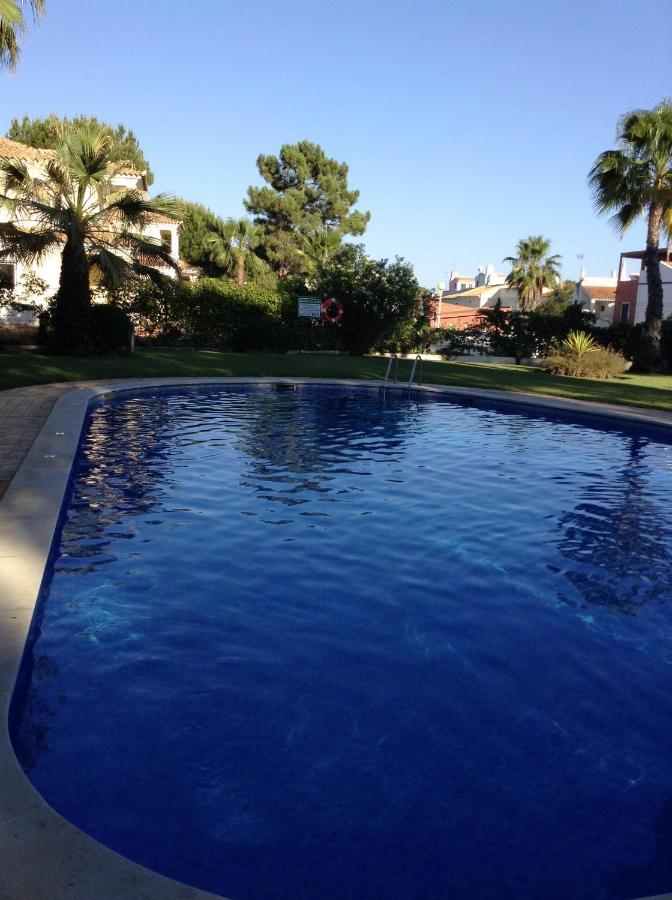 Charming House In Vilamoura With Shared Pool Eksteriør billede