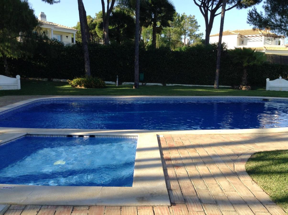 Charming House In Vilamoura With Shared Pool Eksteriør billede