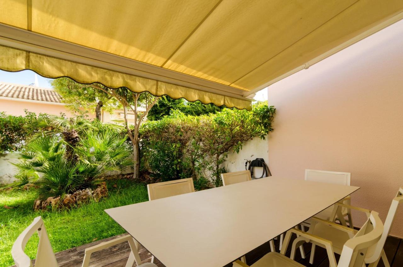 Charming House In Vilamoura With Shared Pool Eksteriør billede