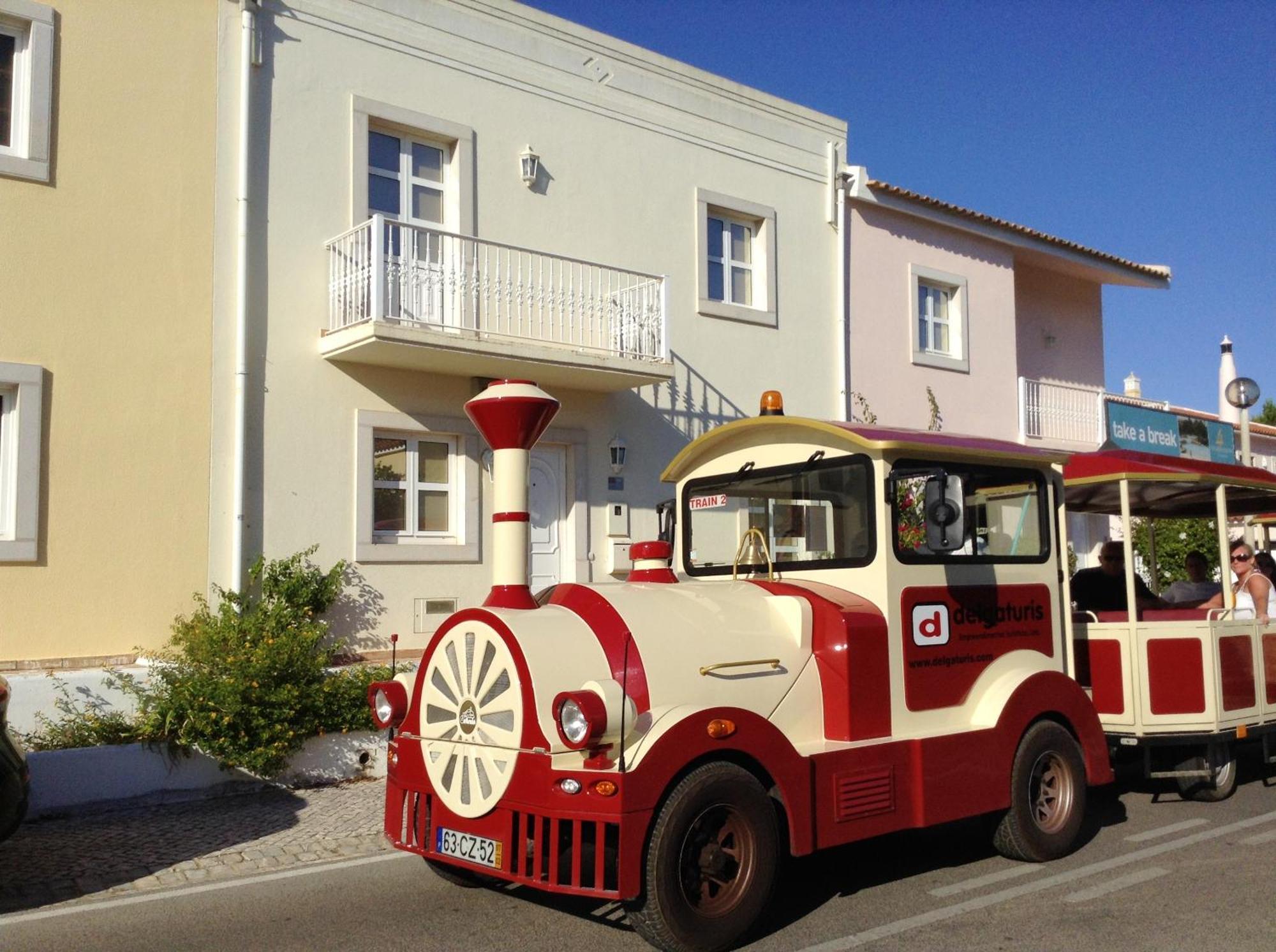 Charming House In Vilamoura With Shared Pool Eksteriør billede